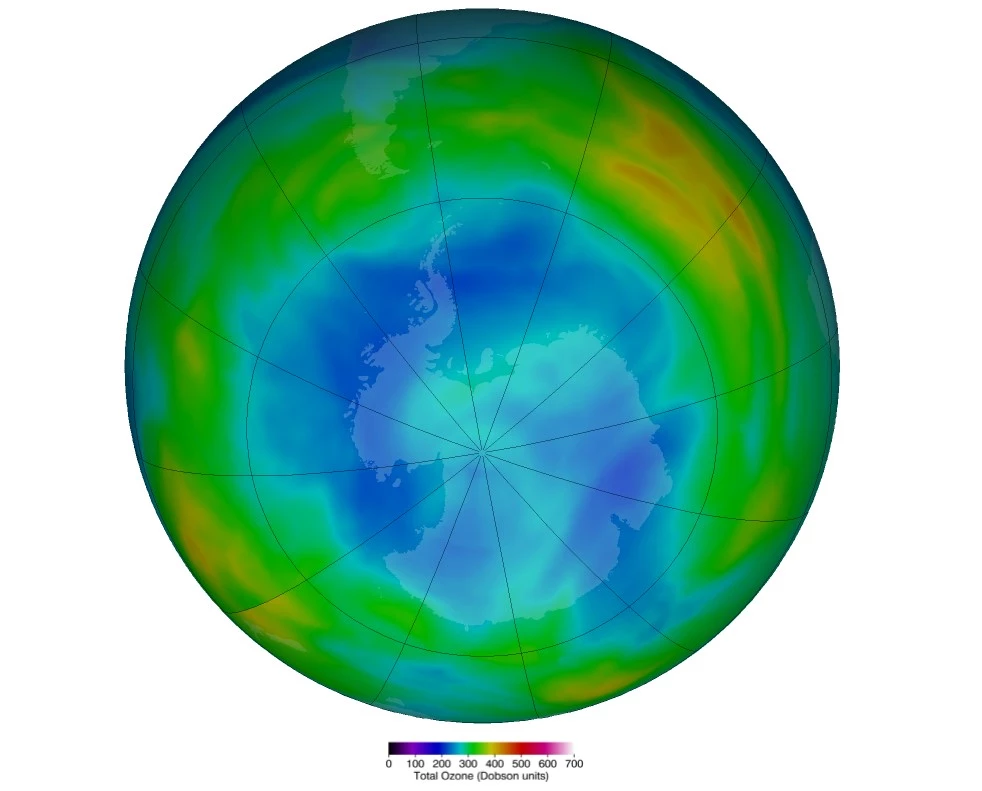 Толщина озонового слоя над Антарктикой в июле 2023 года