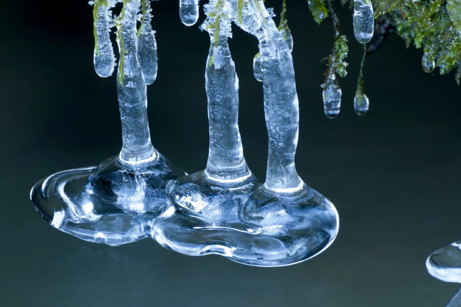 При какой температуре замерзает вода? Неочевидный ответ – при минус 68 °C При какой температуре замерзает вода? Неочевидный ответ – при минус 68 °C