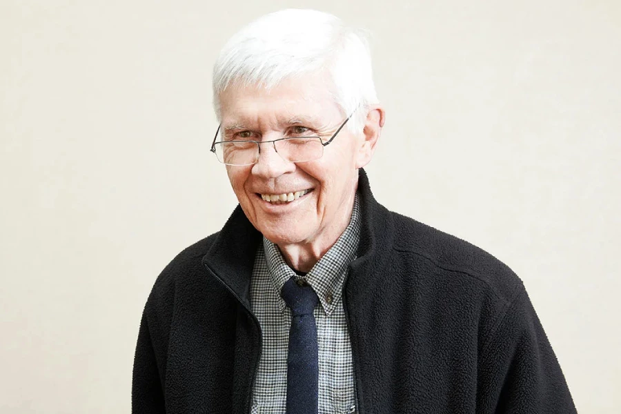 Чарльз Истман (Charles M. Eastman)