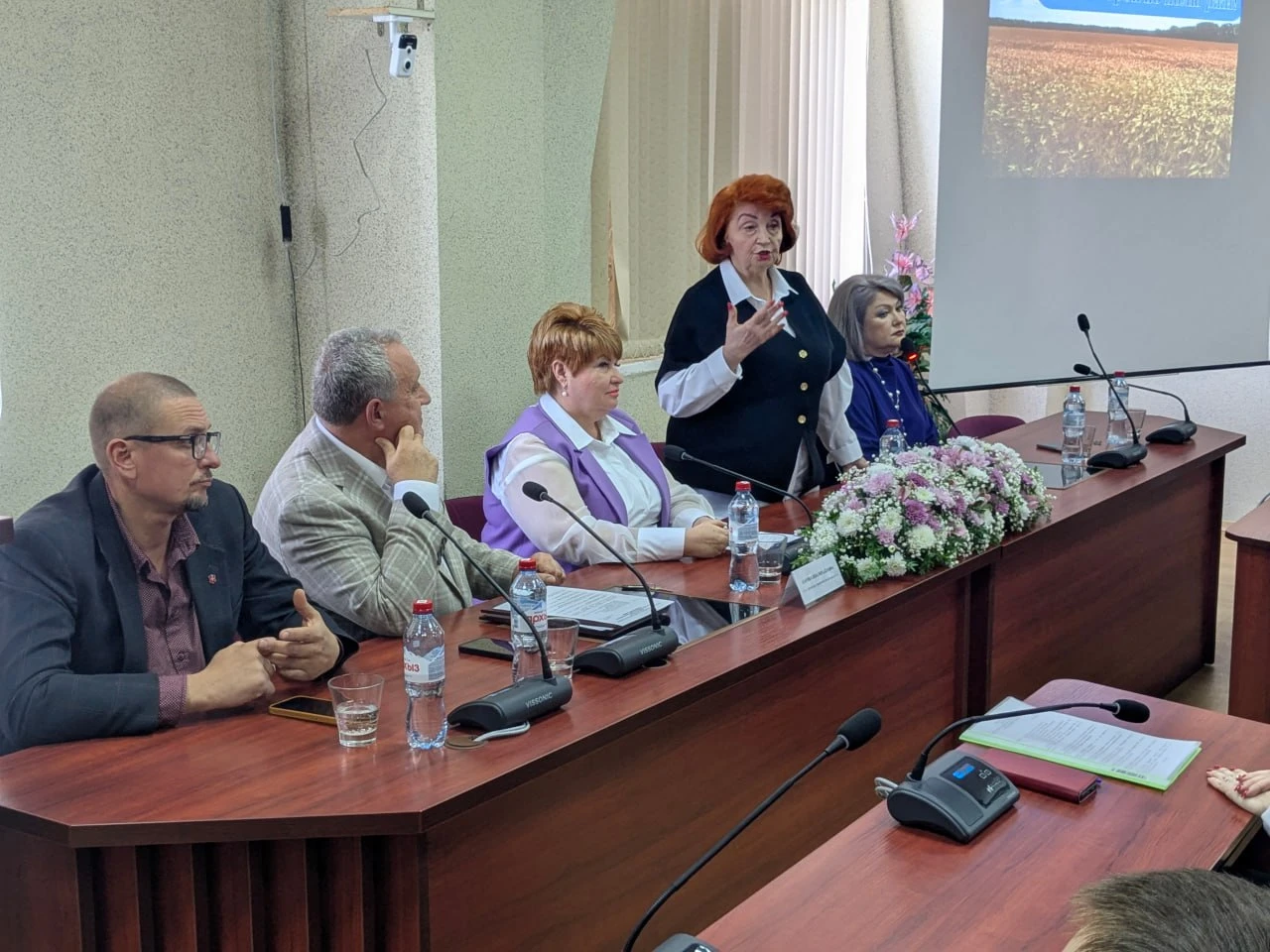 выступление представителей ректората ДОННУЭТ