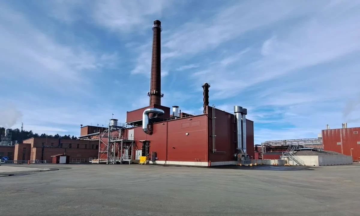 Turboden ввела в эксплуатацию крупнейший в мире тепловой насос для производства пара на изобутане Turboden ввела в эксплуатацию крупнейший в мире тепловой насос для производства пара на изобутане