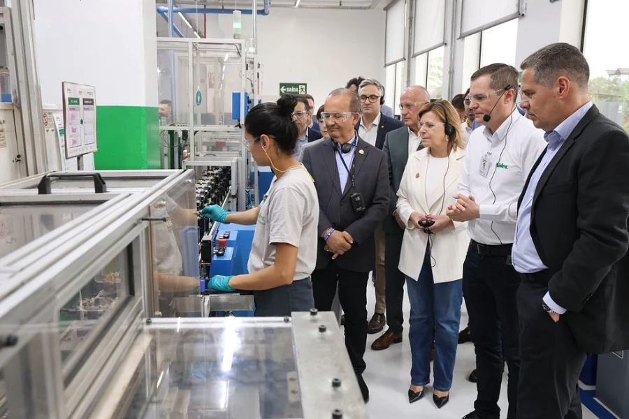 Nidec запустил новую линию по производству компрессоров FMS Nidec запустил новую линию по производству компрессоров FMS