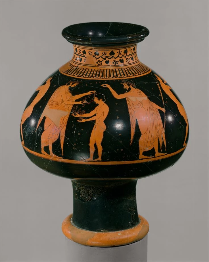 Древнегреческий сосуд псиктер, который использовали для охлаждения напитков